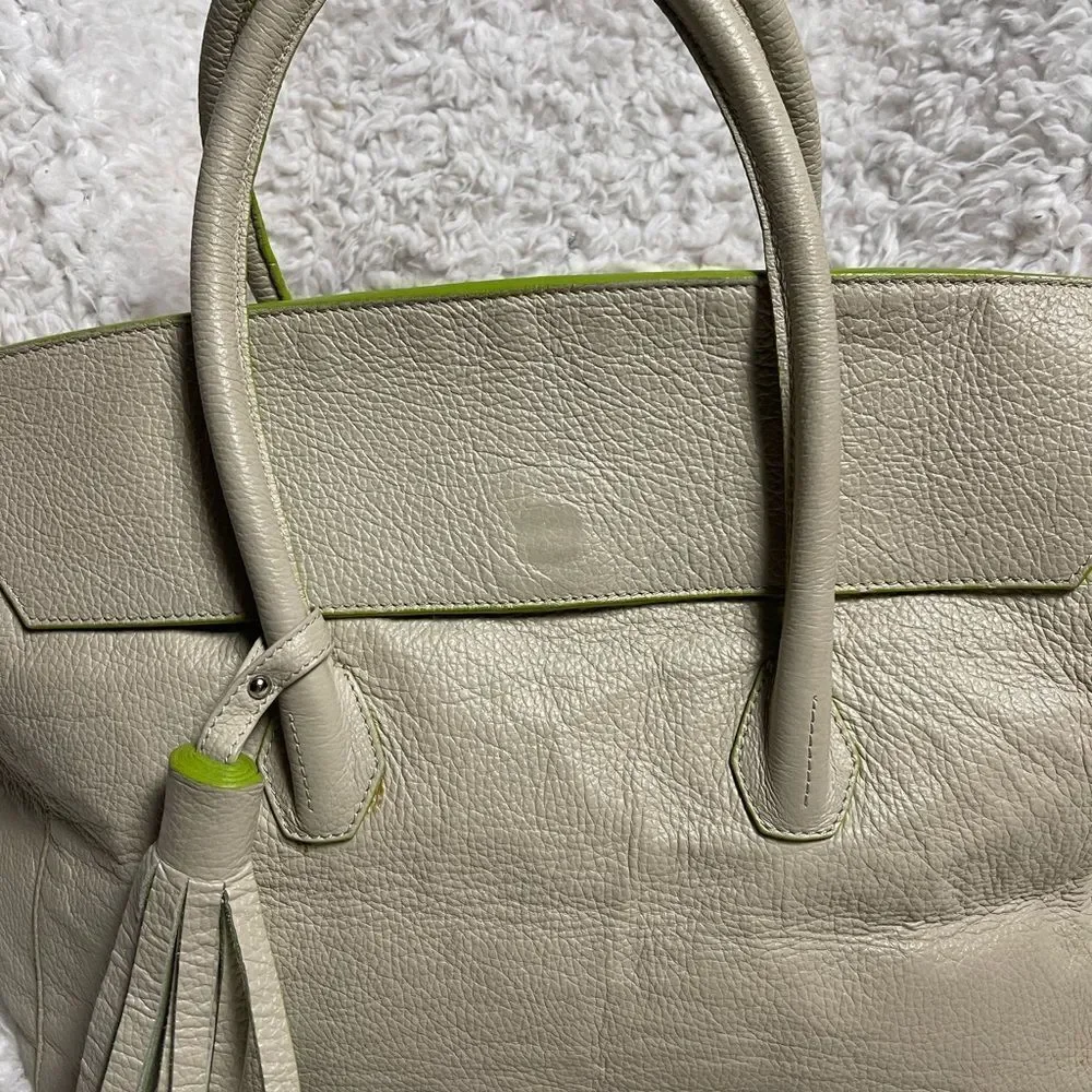 Vittoria Napoli Elegant Leather Cream XL Tote Bag with Green Accents